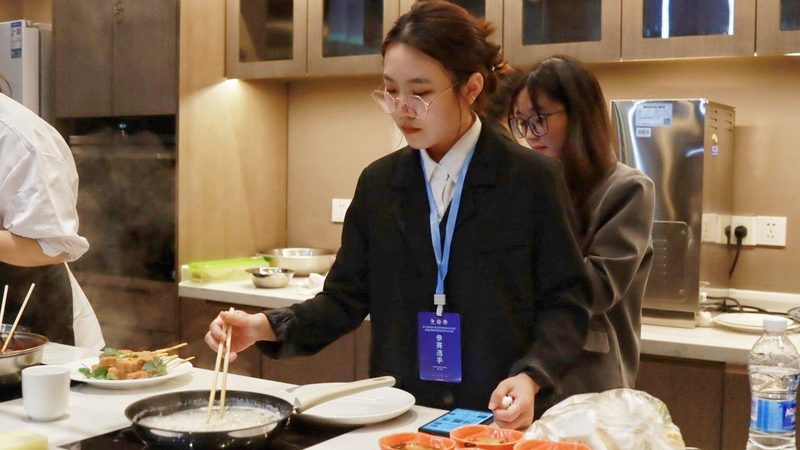 休闲食品礼盒装：揭秘其背后的生产工艺与品质保障